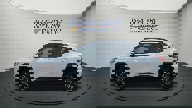 New 2026 Chevrolet Trax LT w/ Driver Confidence Package image 2