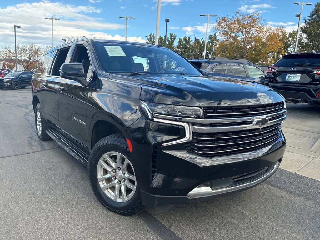 Used 2022 Chevrolet Suburban LT w/ Luxury Package