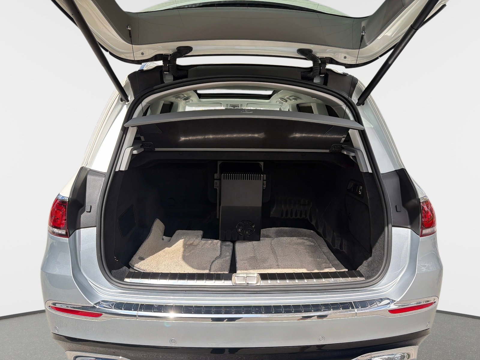 Used 2023 Mercedes-Benz Maybach GLS 600 4MATIC image 30