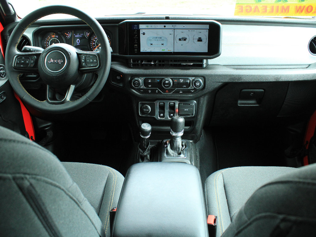 Certified 2024 Jeep Wrangler Sport AWD/4WD image 19