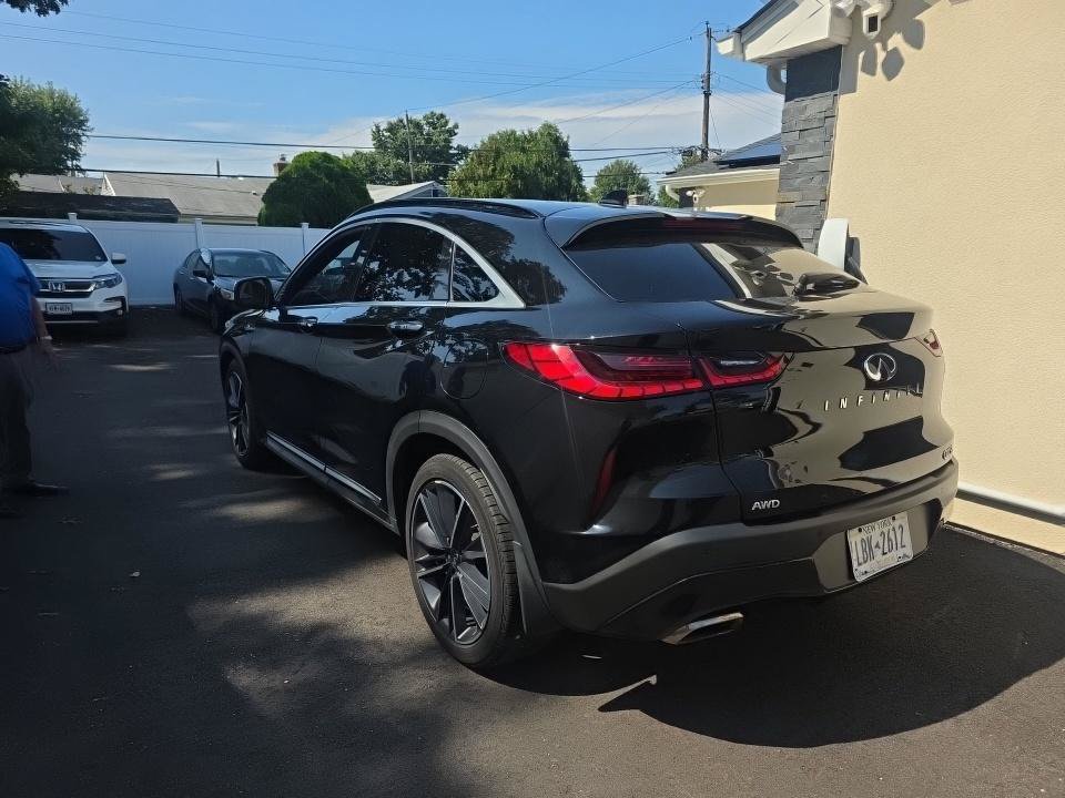 Used 2023 INFINITI QX55 Essential w/ Accent Package AWD/4WD image 3