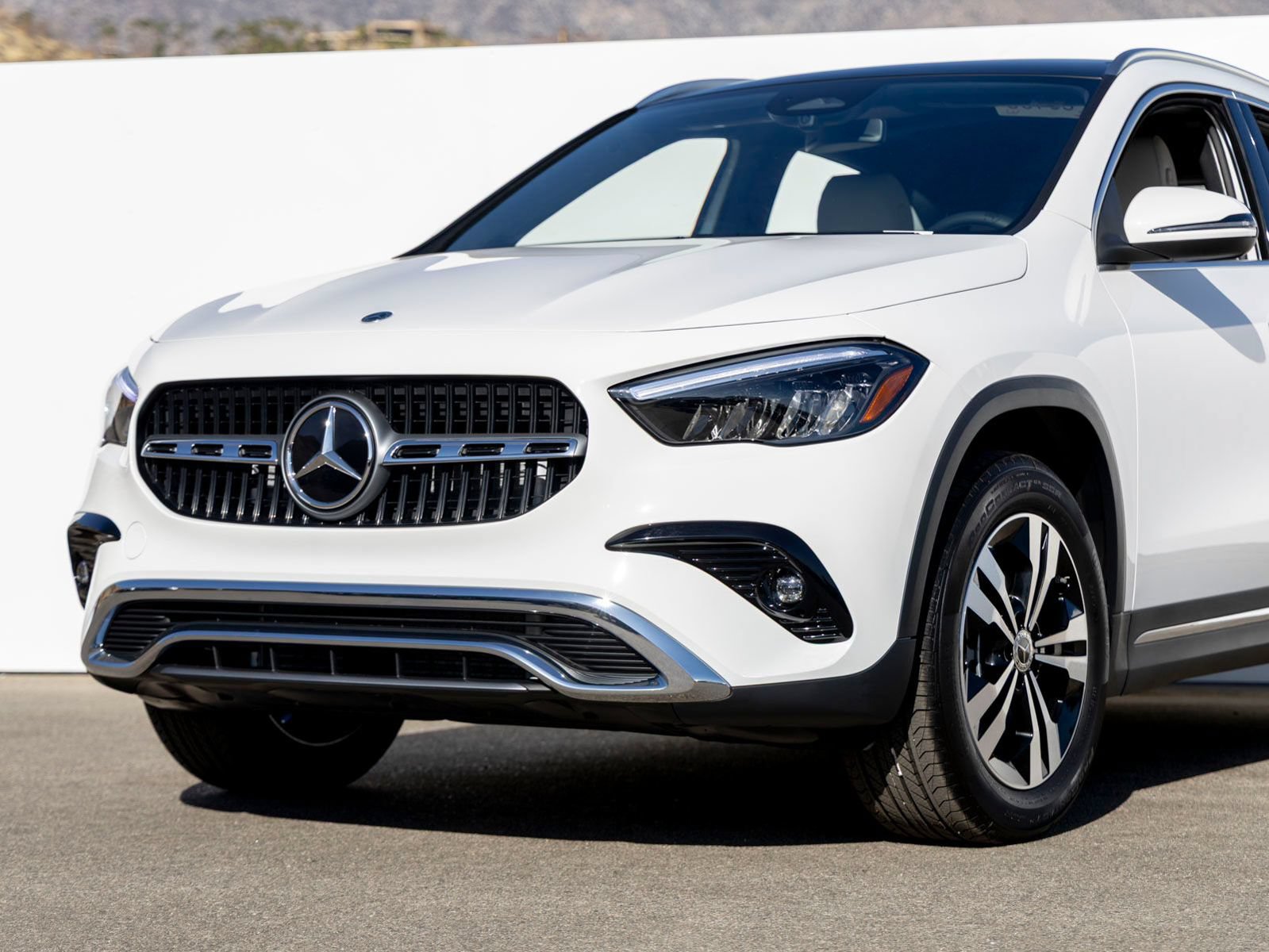 New 2026 Mercedes-Benz GLA 250 video 3