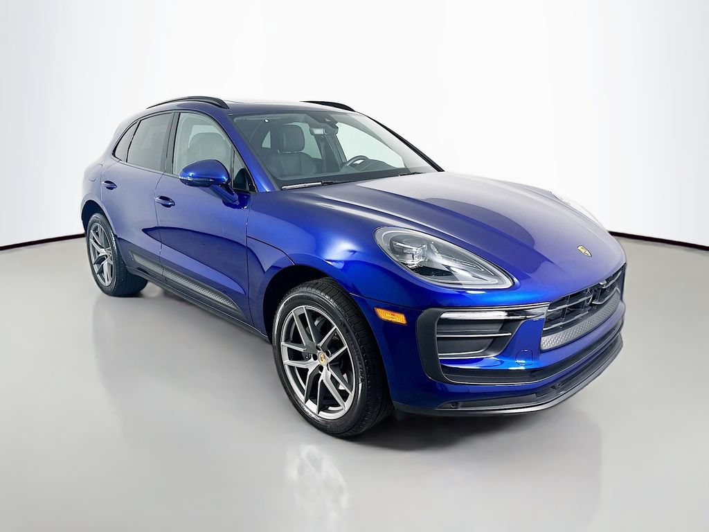 New 2025 Porsche Macan AWD/4WD image 7