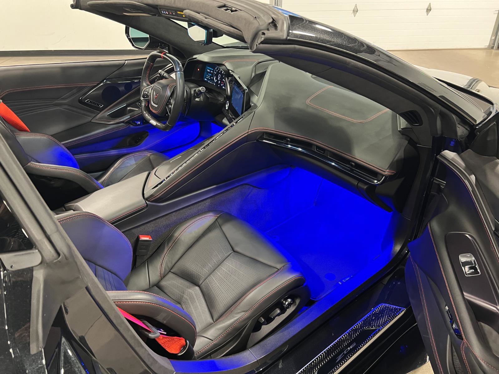 Used 2024 Chevrolet Corvette Z06 w/ Stealth Interior Trim Package image 18