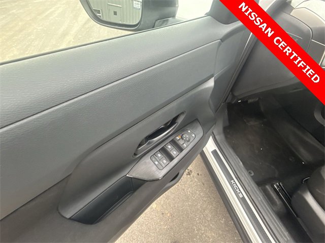 Used 2025 Nissan Kicks S image 13