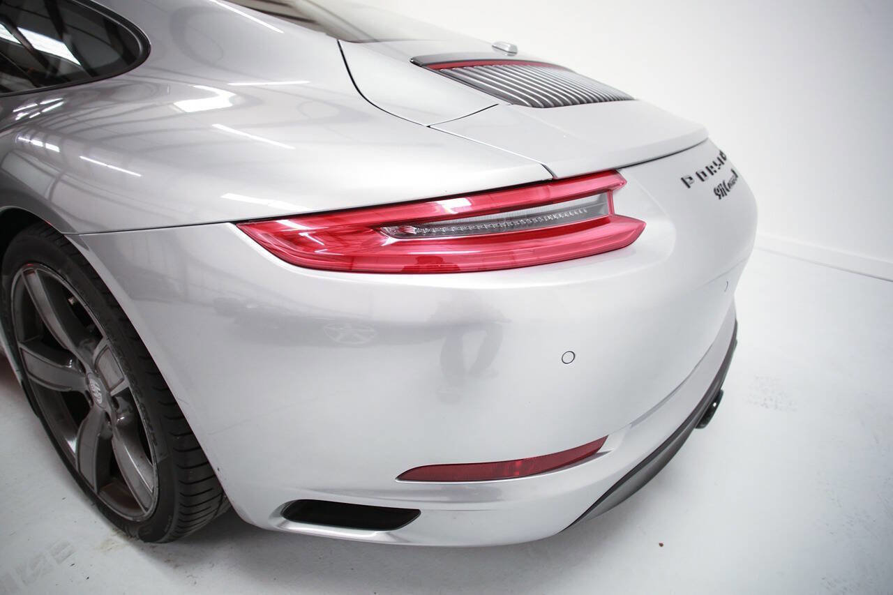 Used 2018 Porsche 911 Carrera T image 28