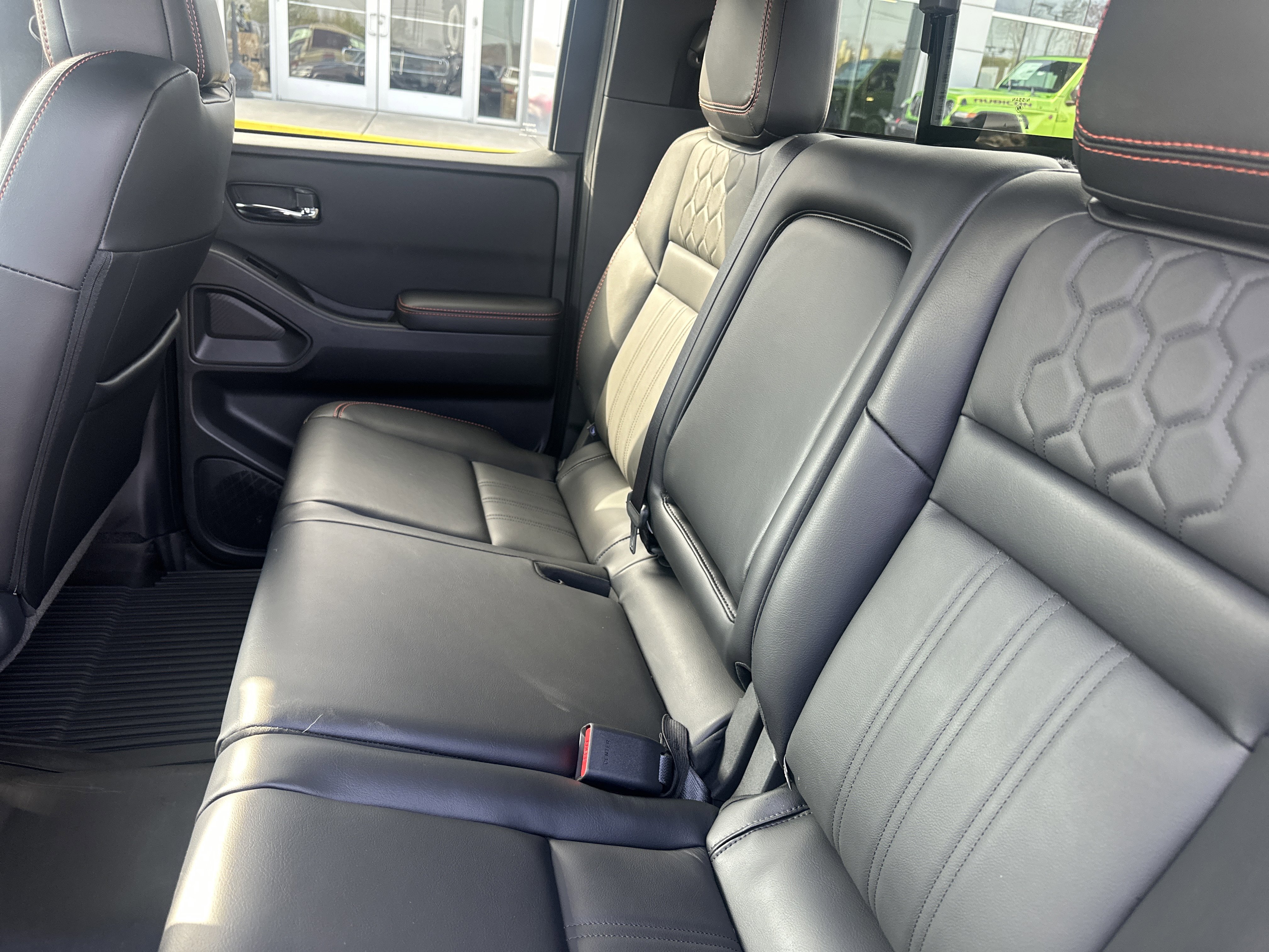 Used 2024 Nissan Frontier PRO-4X w/ Pro Premium Package image 22