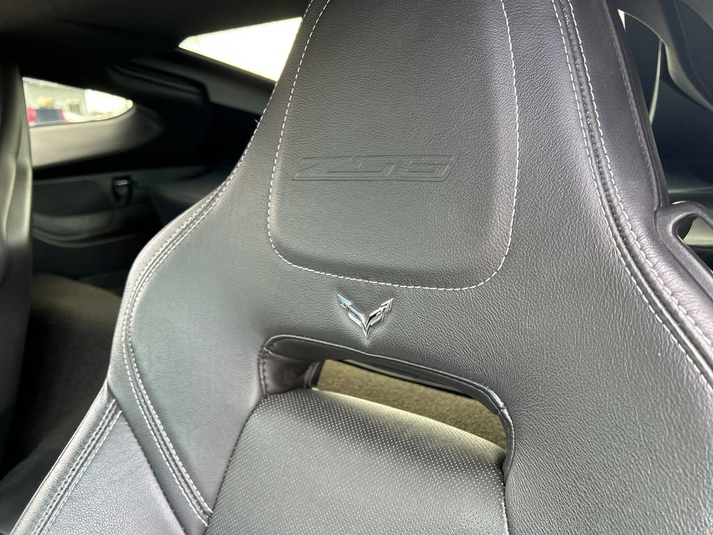 Certified 2016 Chevrolet Corvette Z06 w/ 2LZ Preferred Equipment Group RWD image 19