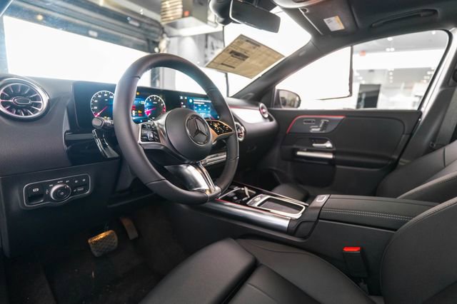 New 2026 Mercedes-Benz GLA 250 4MATIC image 4