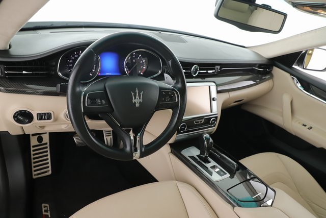 Used 2015 Maserati Quattroporte GTS image 17