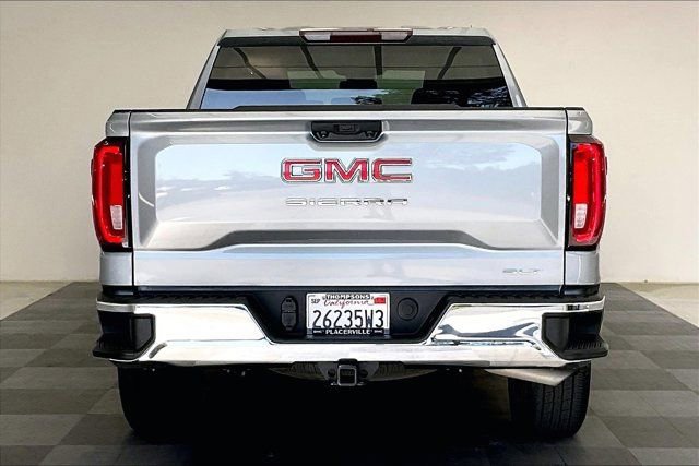 Used 2023 GMC Sierra 1500 SLT w/ SLT Premium Package AWD/4WD image 3