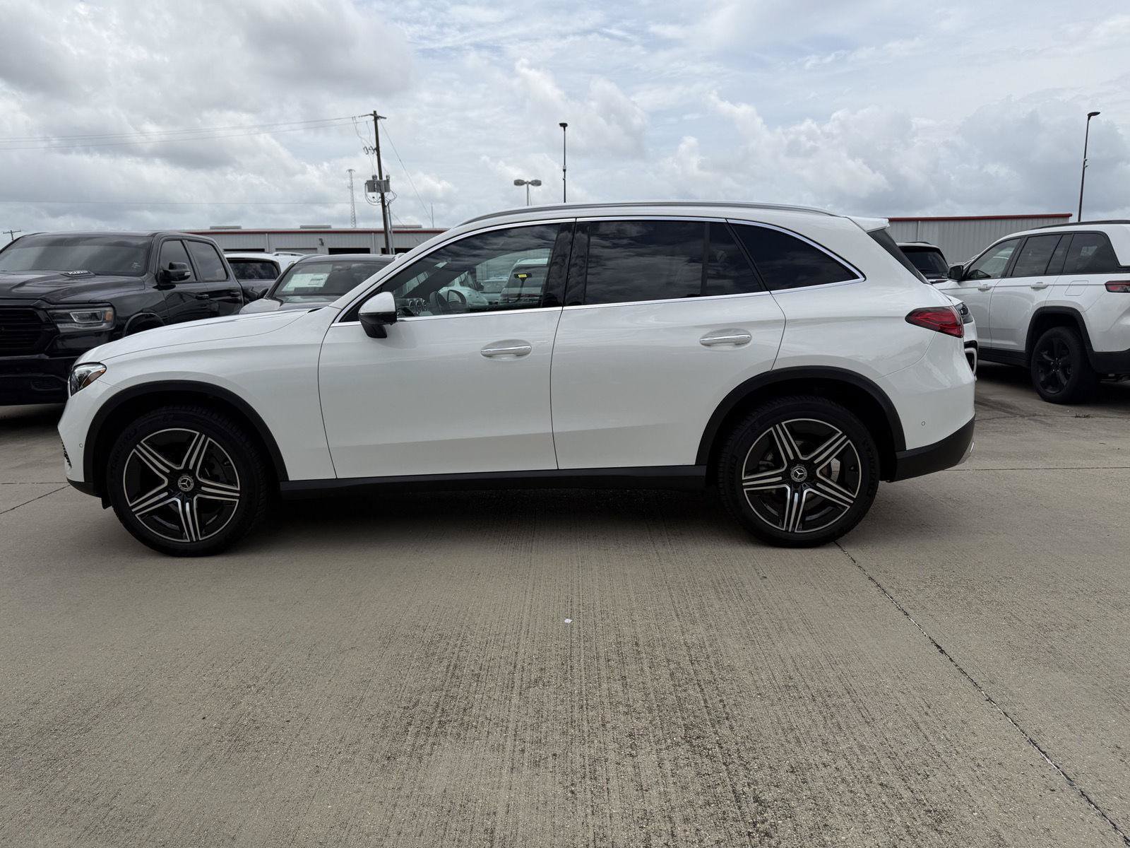 Certified 2026 Mercedes-Benz GLC 300 image 16