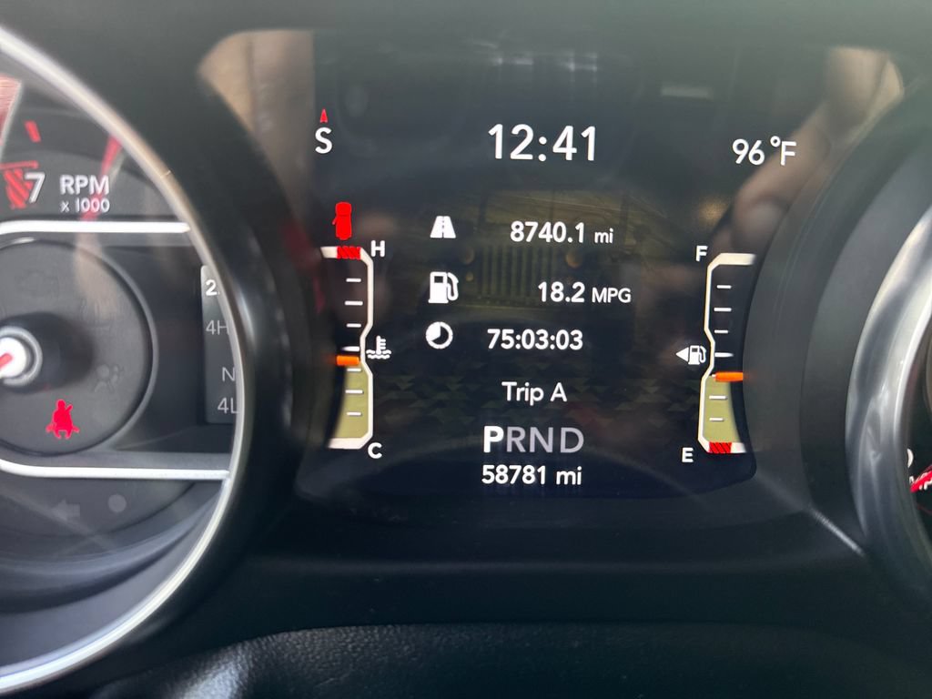 Used 2022 Jeep Wrangler Unlimited Rubicon AWD/4WD image 19