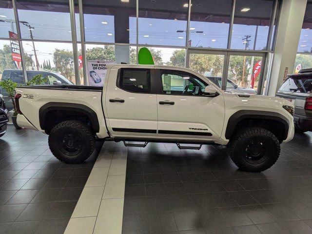 New 2026 Toyota Tacoma TRD Off-Road image 4