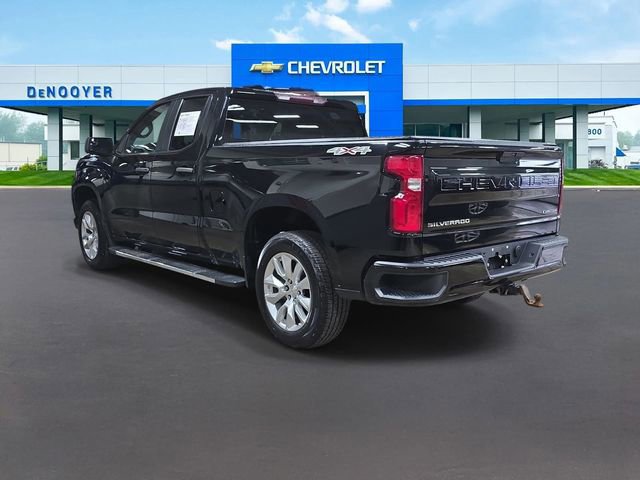 Used 2020 Chevrolet Silverado 1500 Custom w/ Custom Value Package image 11