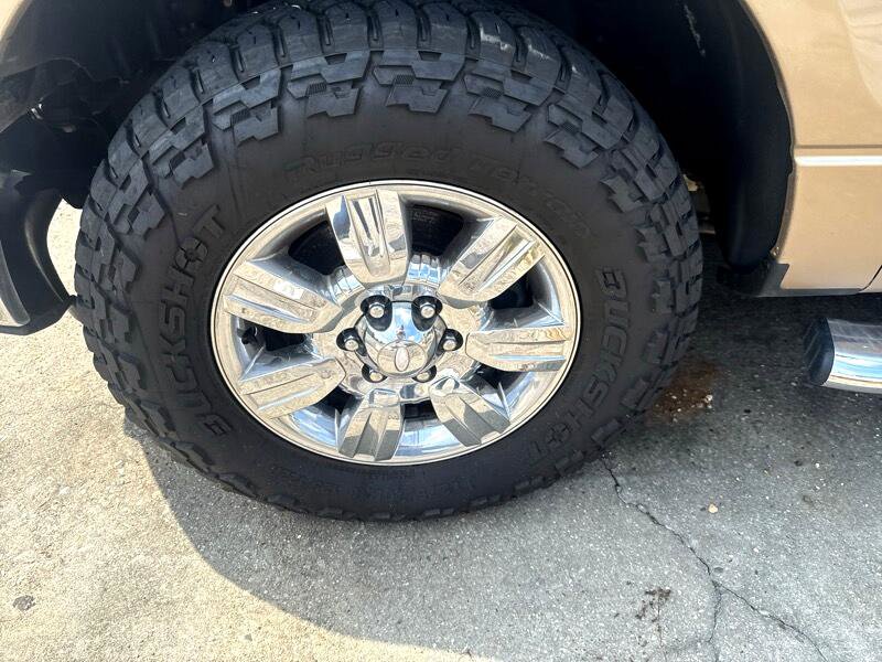 Used 2012 Ford F150 XLT w/ XLT Chrome Pkg image 9