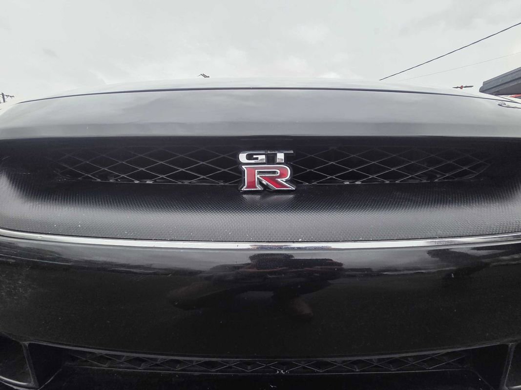 Used 2009 Nissan GT-R Premium image 9