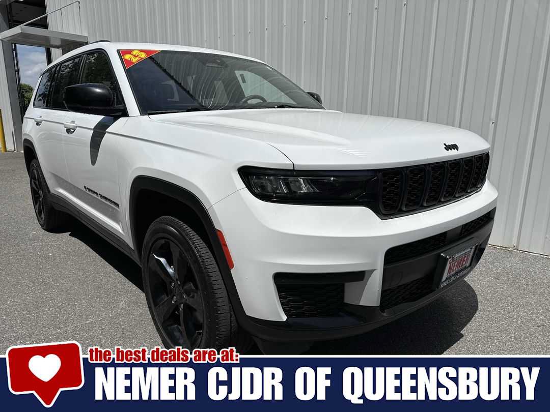 Used 2023 Jeep Grand Cherokee L Laredo AWD/4WD image 1
