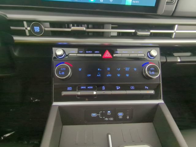 New 2026 Hyundai Santa Fe SEL FWD image 24