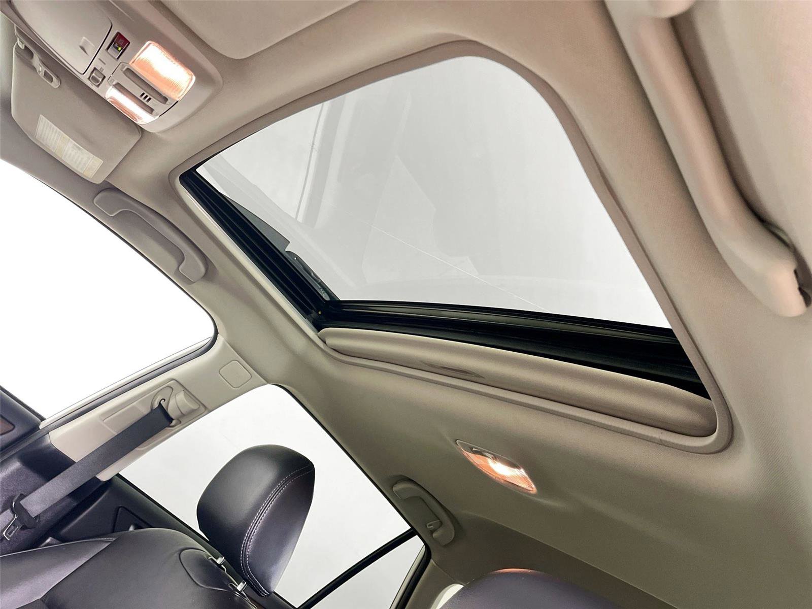 Used 2016 Subaru Outback 2.5i Limited image 17