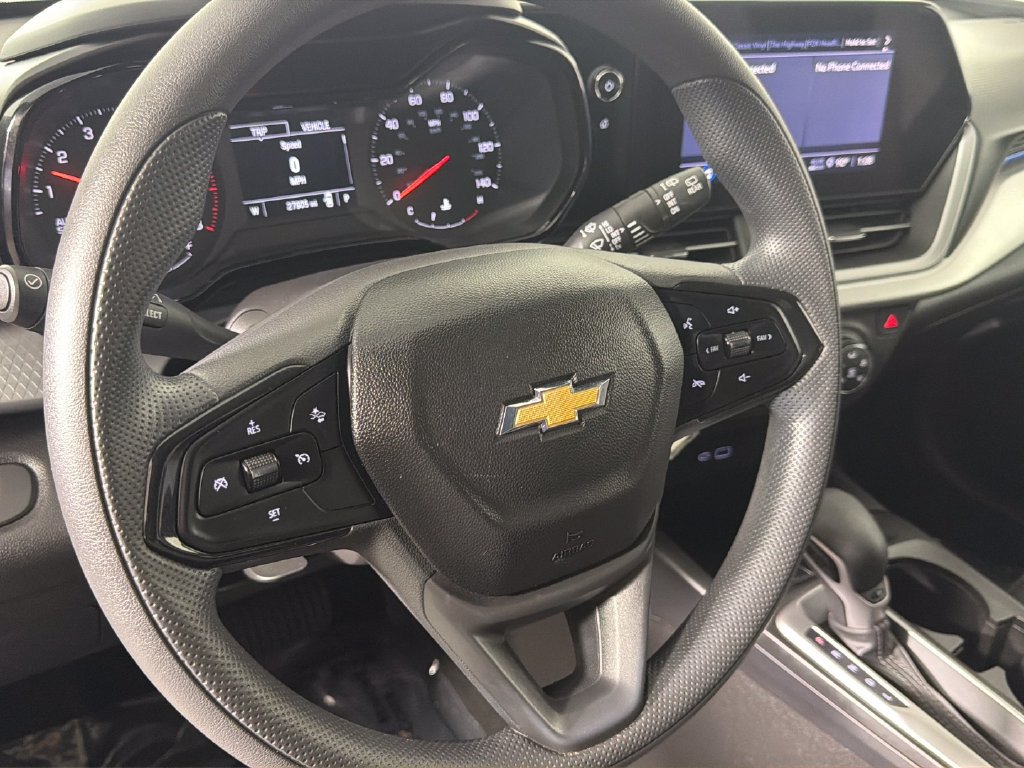 Certified 2024 Chevrolet Trax LS w/ LS Convenience Package FWD image 20