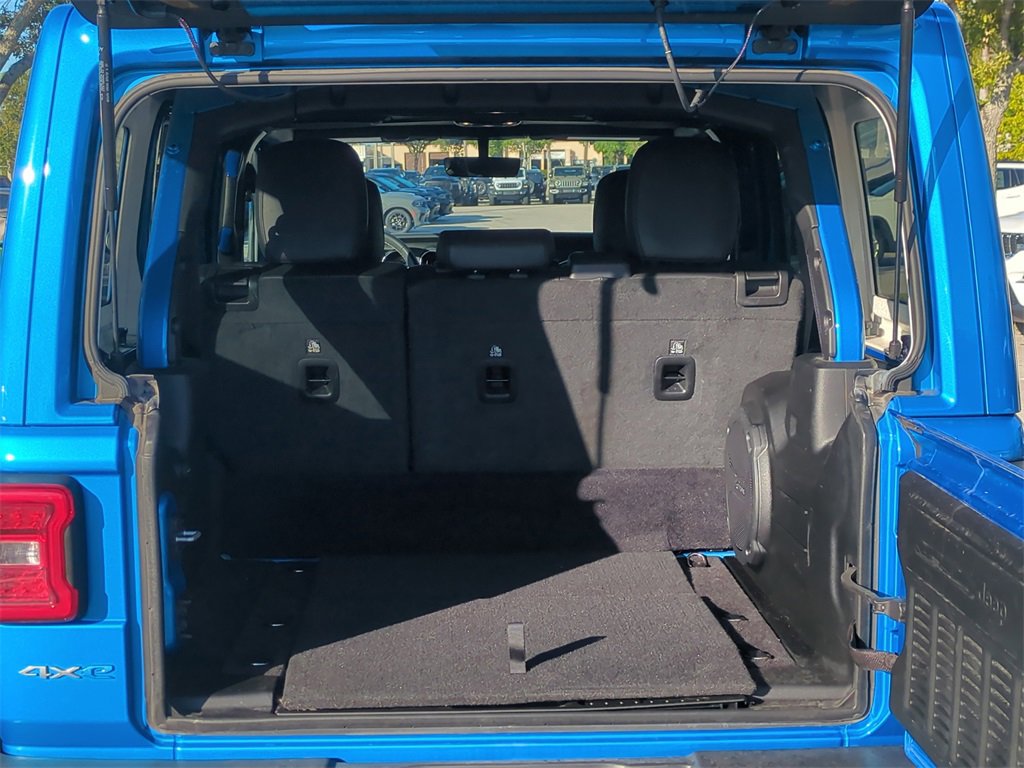 Used 2023 Jeep Wrangler Unlimited Sahara image 16