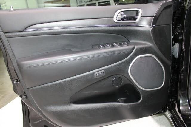 Used 2014 Jeep Grand Cherokee Summit image 45