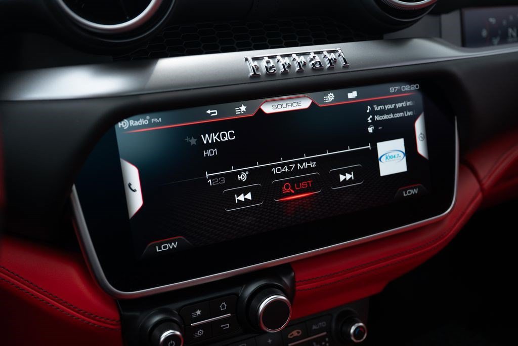 Used 2022 Ferrari Portofino M RWD image 44