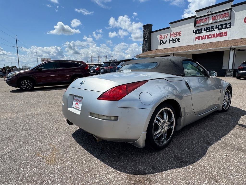 Used 2004 Nissan 350Z Touring RWD image 7