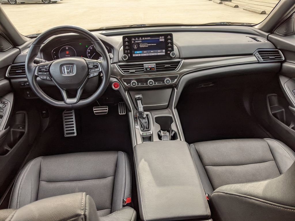 Used 2019 Honda Accord Sport image 13