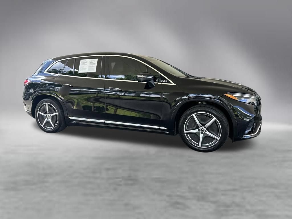 Used 2023 Mercedes-Benz EQS 580 4MATIC SUV image 2