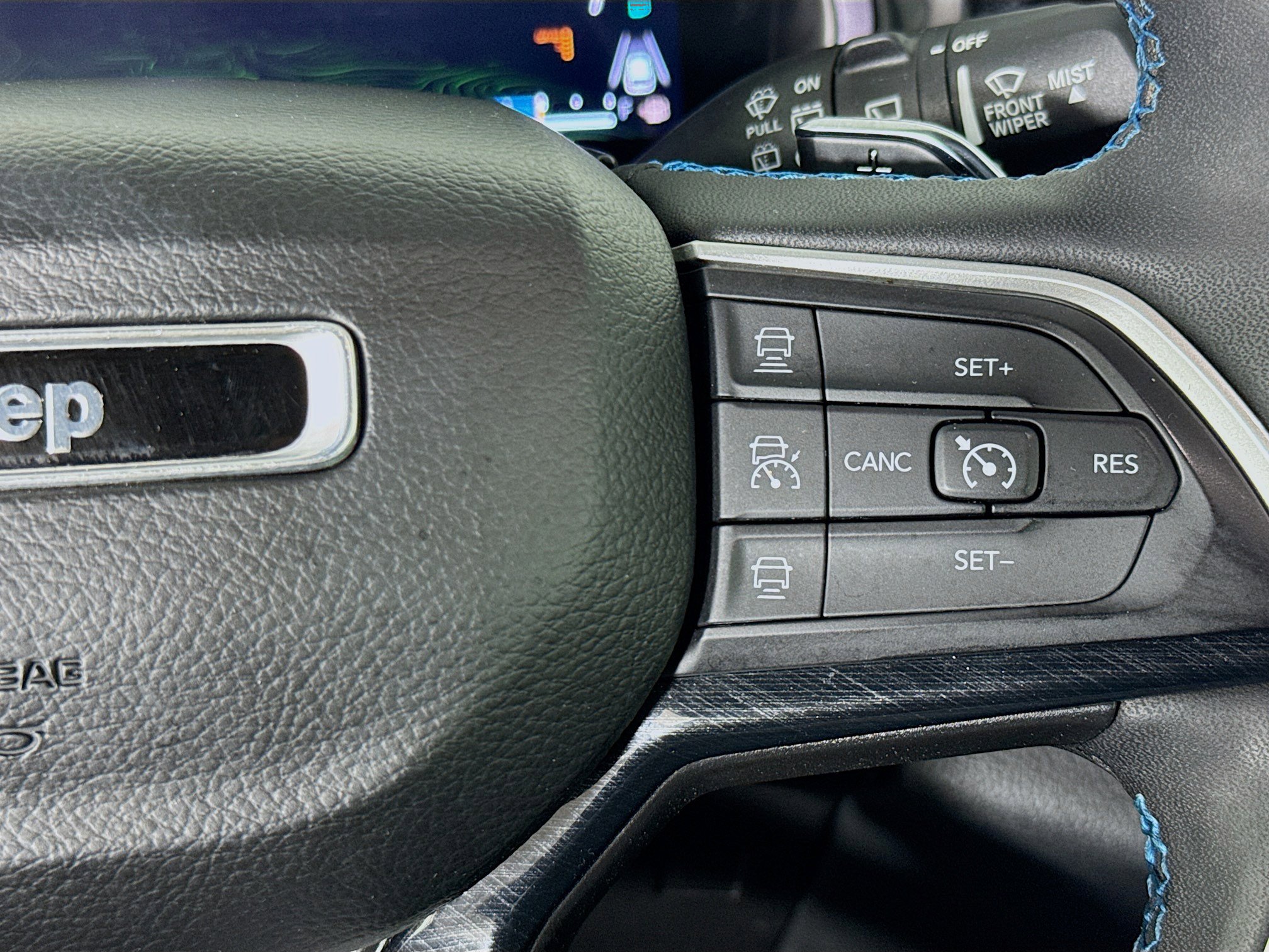 Used 2023 Jeep Grand Cherokee Trailhawk w/ Luxury Tech Group III image 14