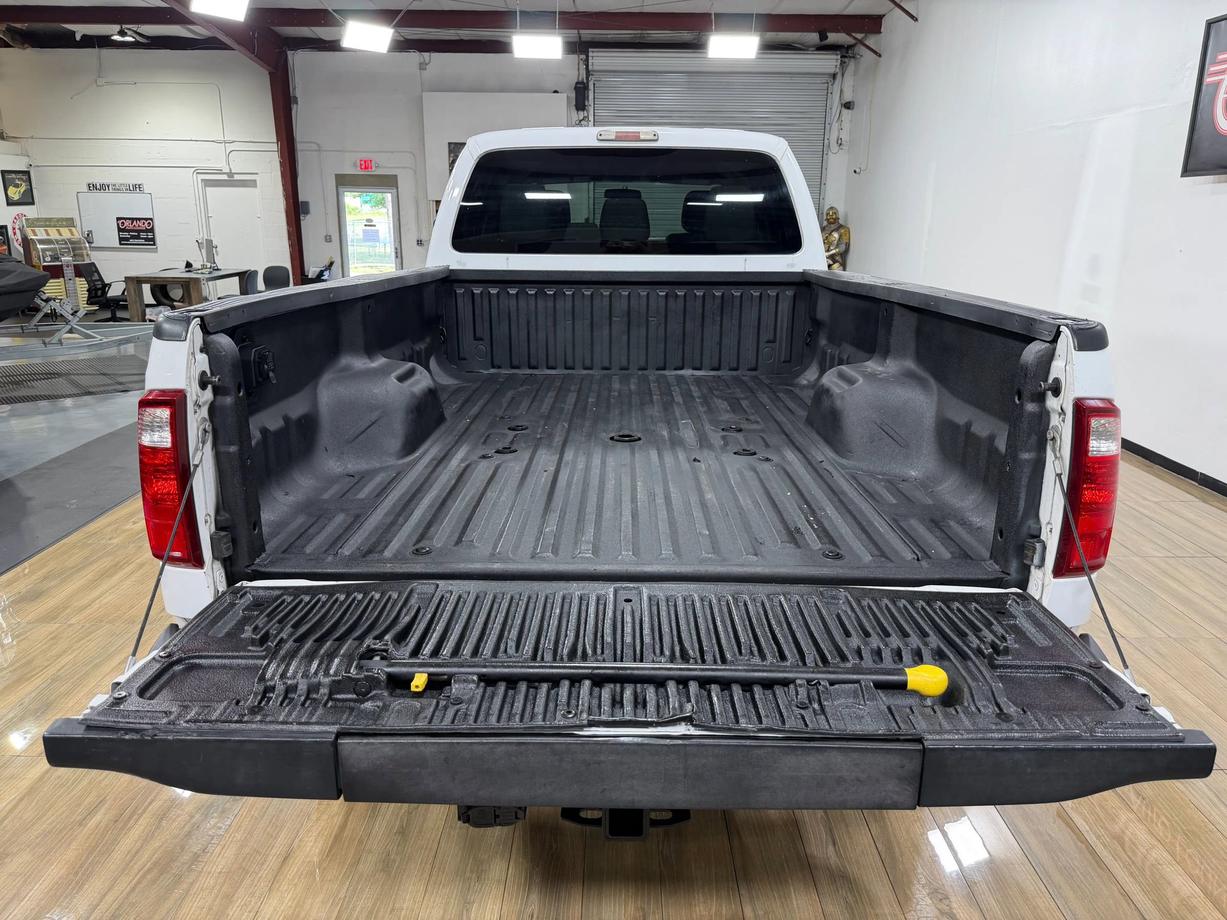 Used 2015 Ford F350 XLT AWD/4WD image 7