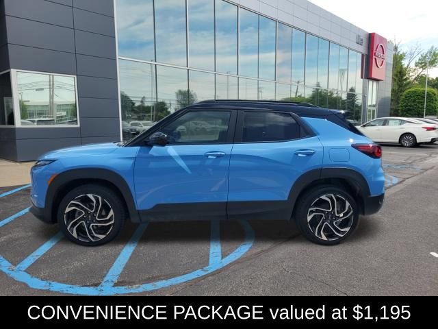 Used 2024 Chevrolet TrailBlazer RS w/ Convenience Package AWD/4WD image 2