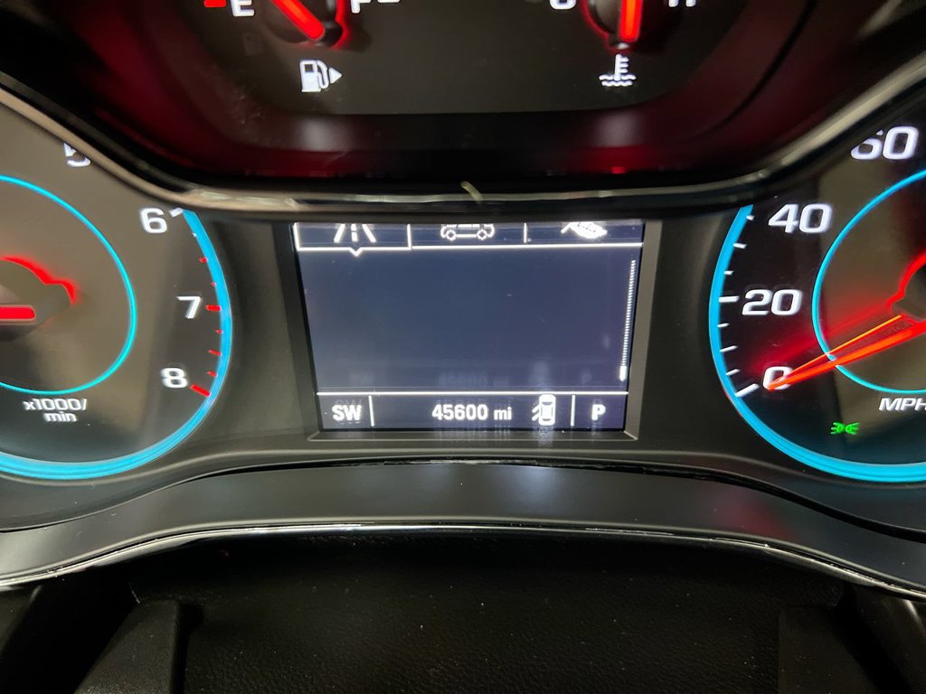 Used 2017 Chevrolet Cruze LT w/ Convenience Package FWD image 13