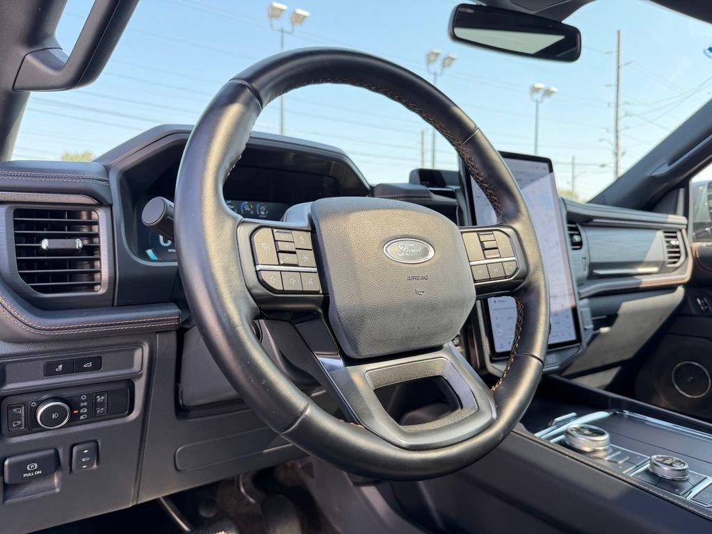 Used 2023 Ford Expedition Platinum AWD/4WD image 63