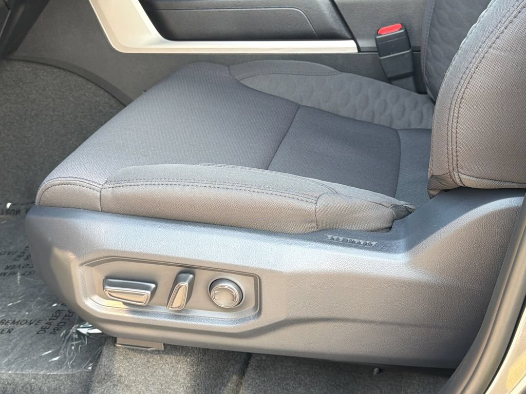New 2026 Toyota Tundra SR5 AWD/4WD image 16