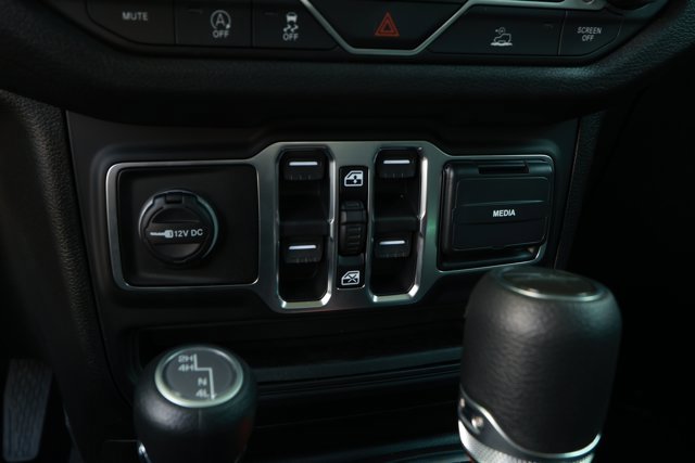 New 2026 Jeep Gladiator Sport image 20