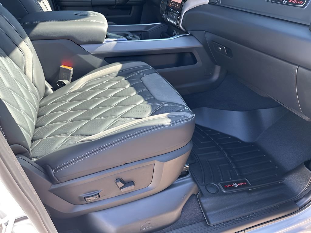 New 2026 RAM 2500 Laramie w/ Night Edition AWD/4WD image 19
