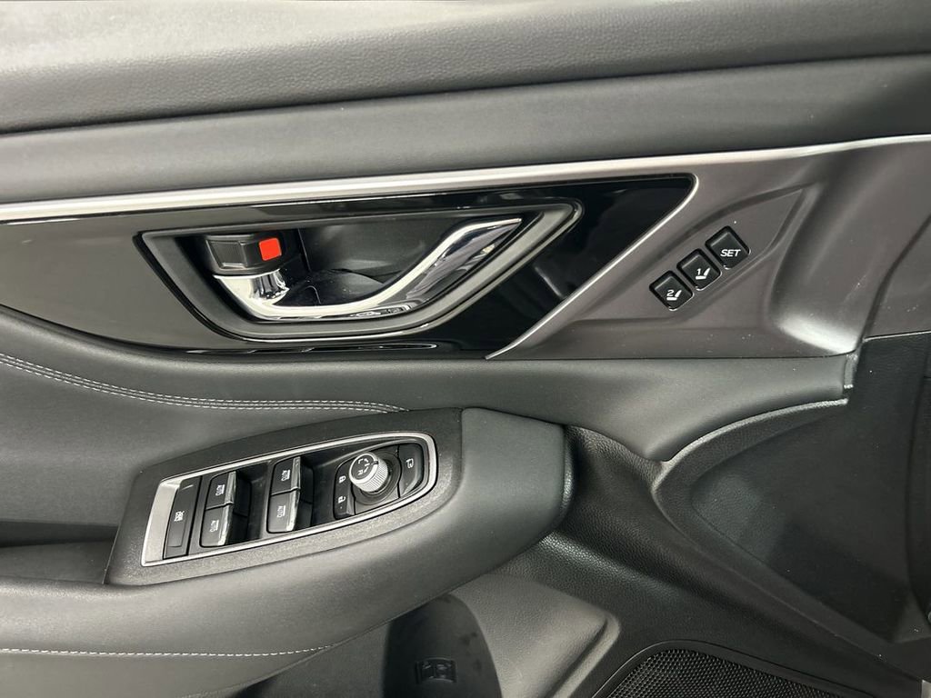 Used 2024 Subaru Outback Touring XT w/ Popular Package #2 image 11