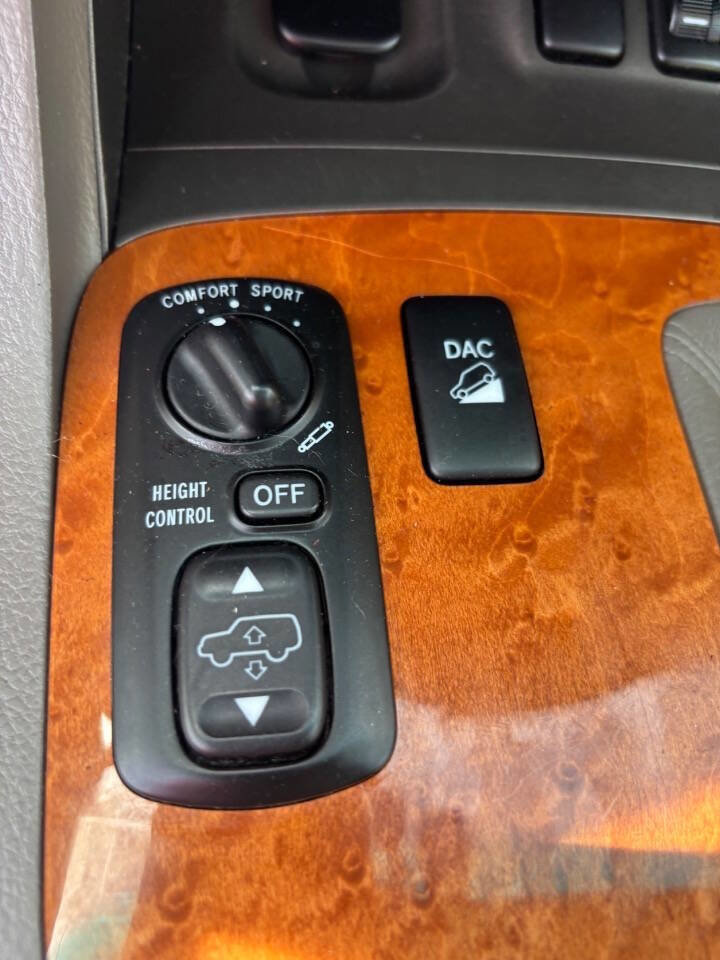 Used 2004 Lexus GX 470 AWD/4WD image 30