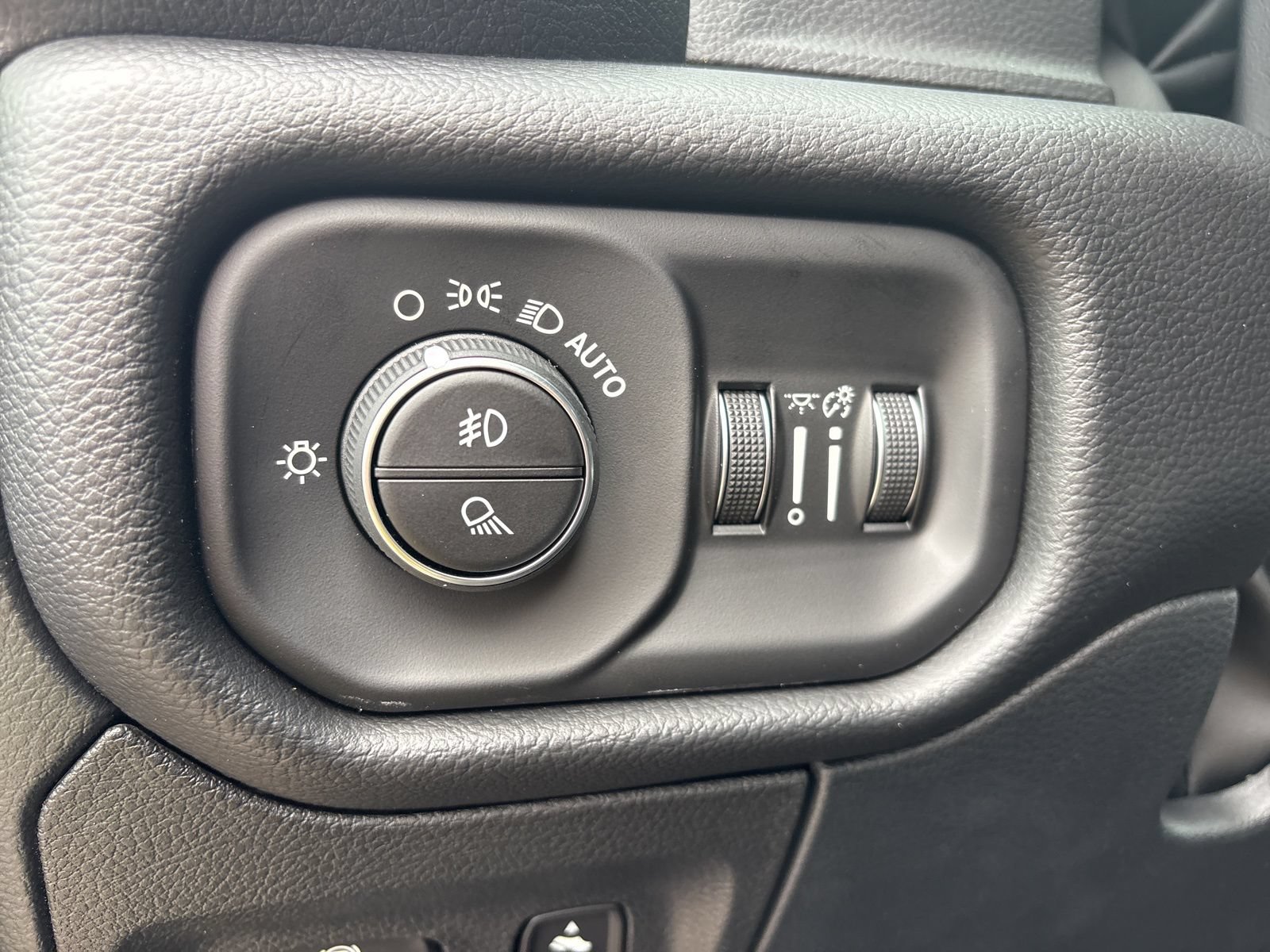Used 2026 RAM 1500 Lone Star RWD image 12