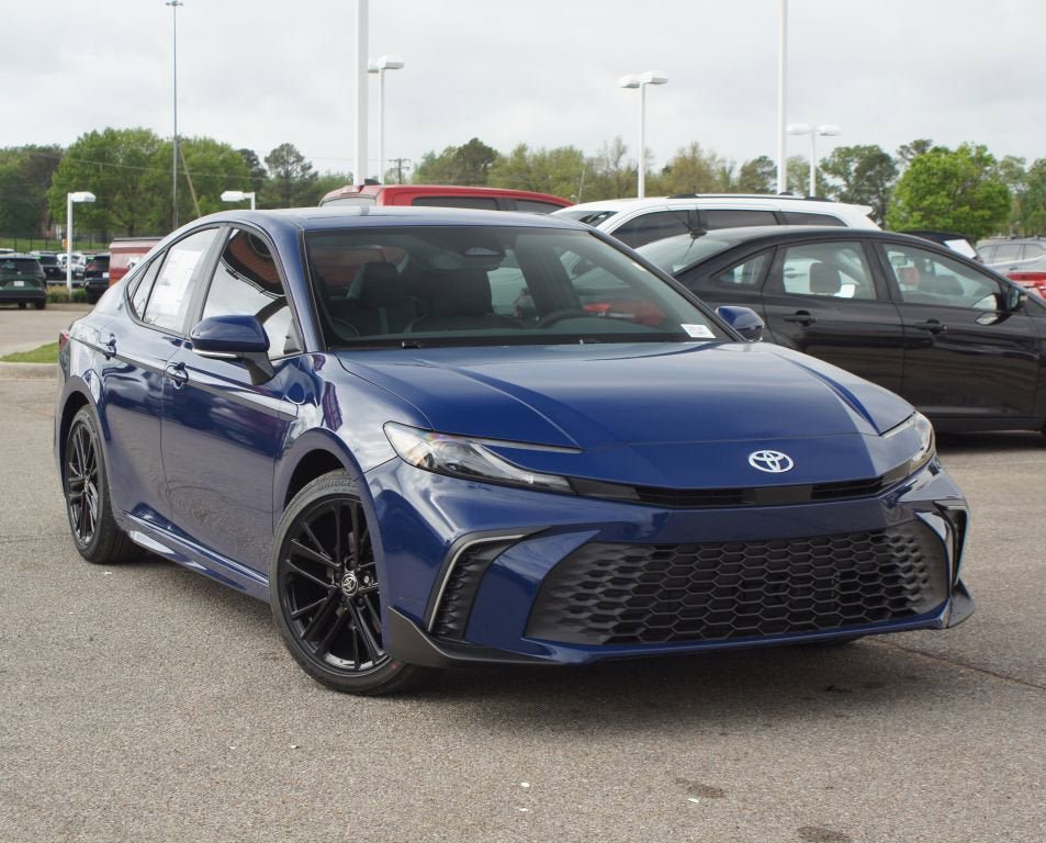 Used 2026 Toyota Camry SE FWD image 23