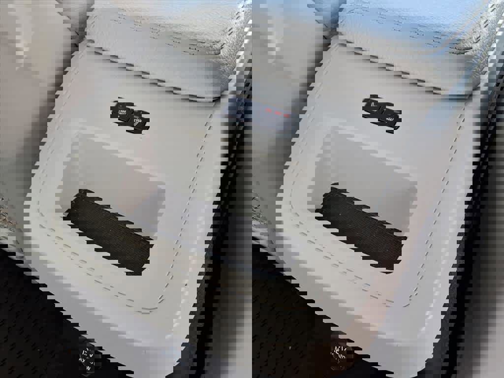 Used 2020 Volvo S60 T6 Momentum image 12