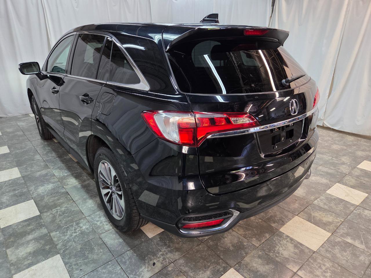 Used 2016 Acura RDX AWD w/ Advance Package image 5