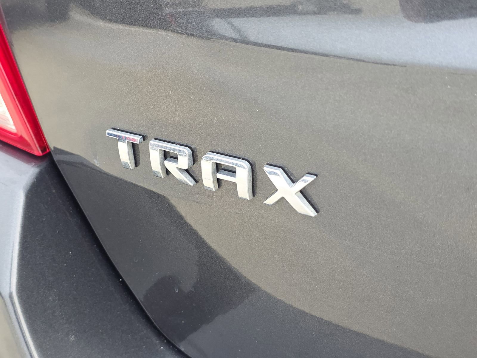 Used 2020 Chevrolet Trax LS w/ Tint and Cruise Package image 10