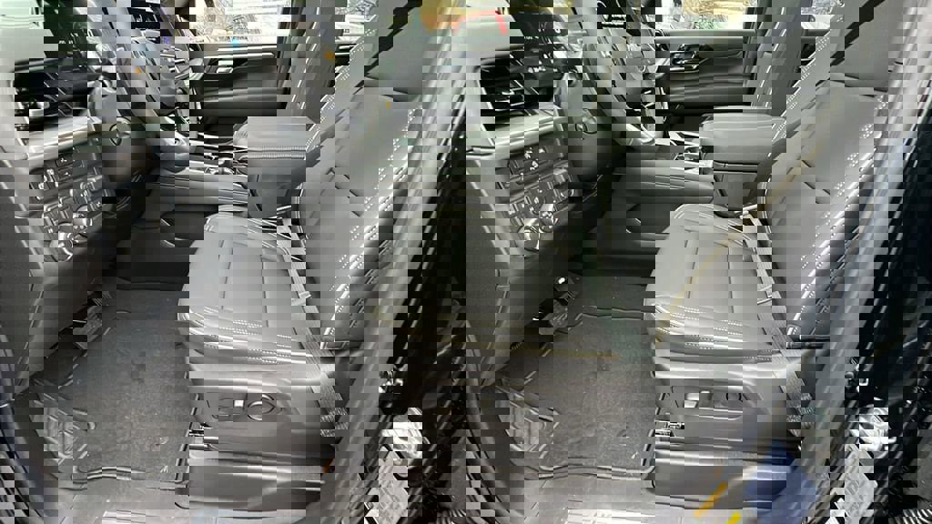 New 2026 Chevrolet Tahoe Premier image 13