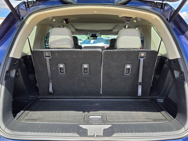 Used 2024 Honda Pilot Touring image 19