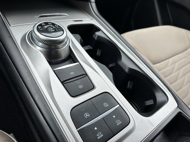 Used 2020 Ford Explorer XLT image 13