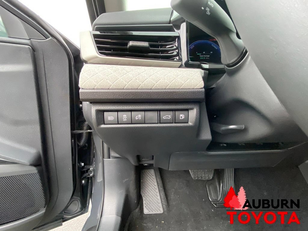 New 2026 Toyota Camry XLE FWD image 29